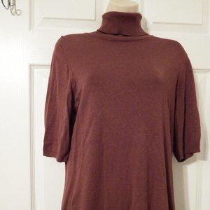 Women's turtleneck sweater, short sleeve in medium brown, Size L